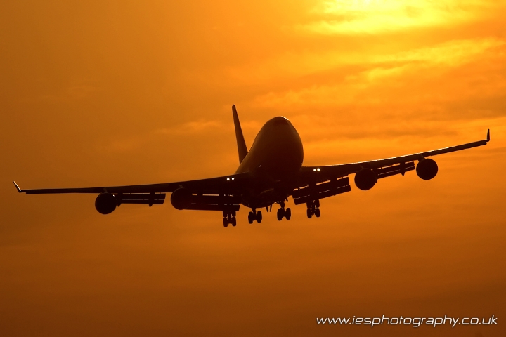 sunset747a.jpg - British Airways - Order a Print Below or email info@iesphotography.co.uk for other usage